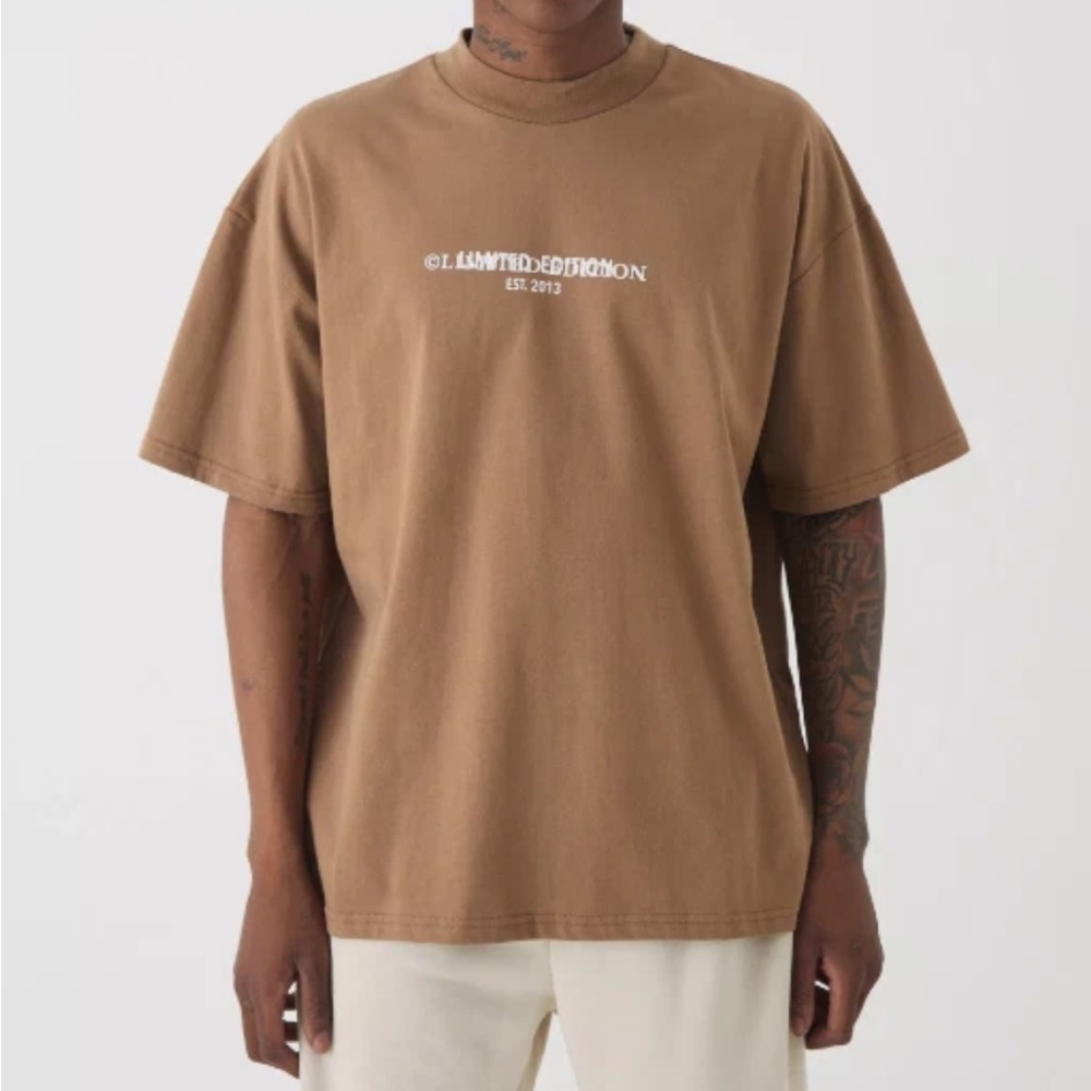 BoohooMan Large Heavyweight Limited Oversized T-Shirt
